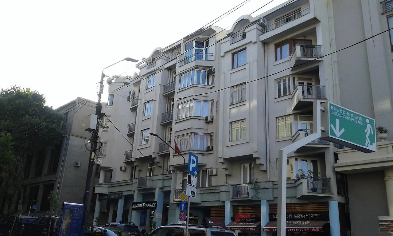 Apartment On Freedom Square Tbilisi